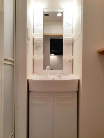 クラベジーナの洗面所|広い洗面スペース