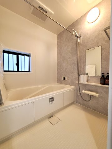 吉川市　道庭1丁目　新築戸建　全2棟の浴室|施工例です