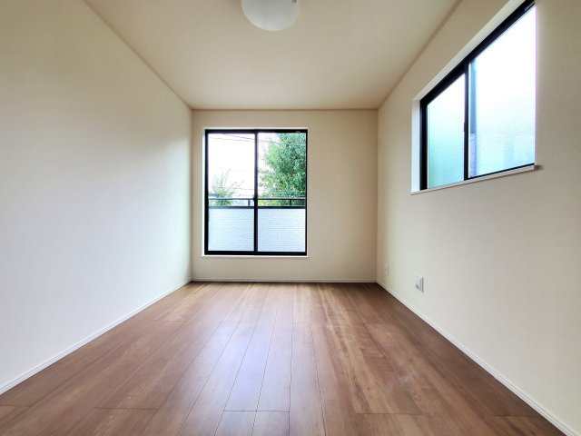 吉川市　道庭1丁目　新築戸建　全2棟の洋室|施工例です