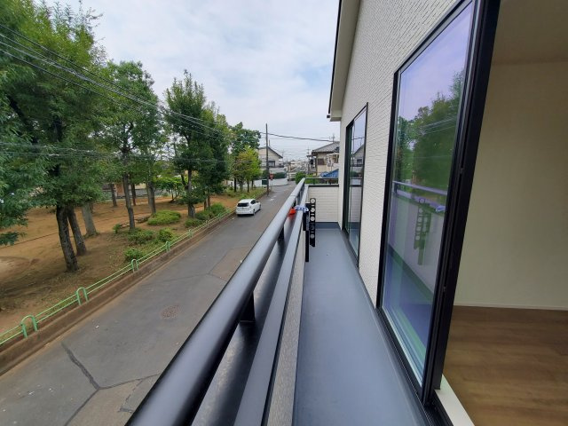 吉川市　道庭1丁目　新築戸建　全2棟のバルコニー|施工例です