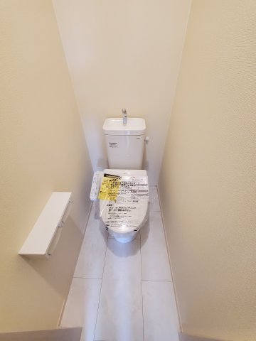 吉川市　道庭1丁目　新築戸建　全2棟のトイレ|施工例です