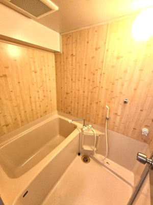 【浴室】 | エバーライフ南大橋 | コンパクトで使いやすいお風呂です