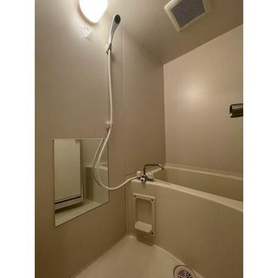 【浴室】 | フローラ・コート | 清潔な浴室♪