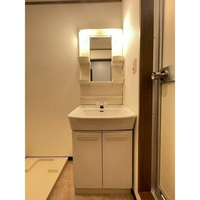 【洗面所】 | フローラ・コート | 人気の独立洗面台付き♪