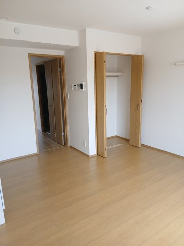 ステラート水沢の居間・リビング