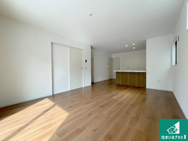 八尾市刑部　第1期　新築一戸建ての外観|周辺は落ち着いた街並みの住宅地！子育てがしやすい住環境です！まだ未完成ですが、現地でしかわからない事もございます。是非一度ご覧ください。