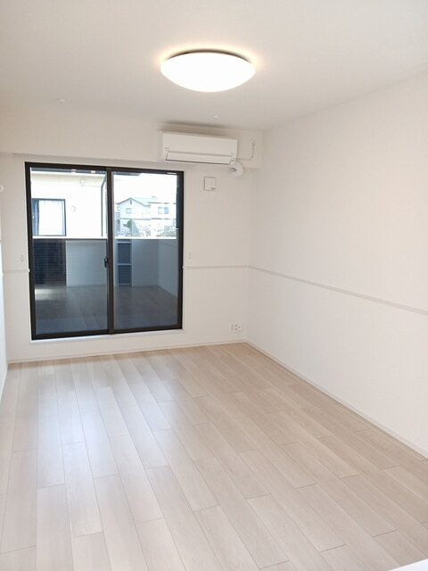 メルヴェイユー　Ⅱの居間・リビング|居室・リビング