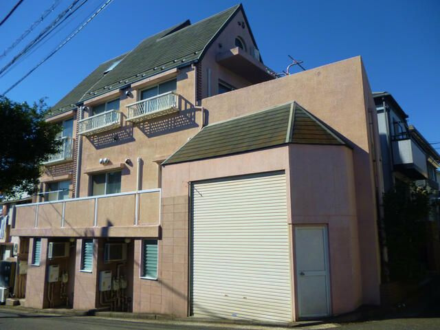 横浜市南区大岡３丁目の賃貸マンションの外観