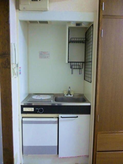 横浜市南区大岡３丁目の賃貸マンションのキッチン