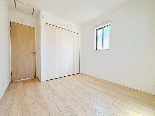 守谷市薬師台7丁目　新築戸建て　B号棟の洋室|全居室に収納を完備♪スッキリとした快適な居住空間を確保！