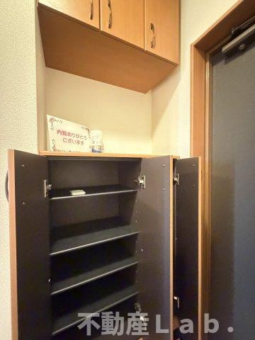 ハイツルーエンの洗面所