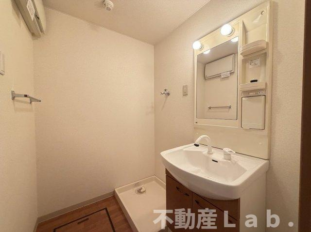 ハイツルーエンの洗面所