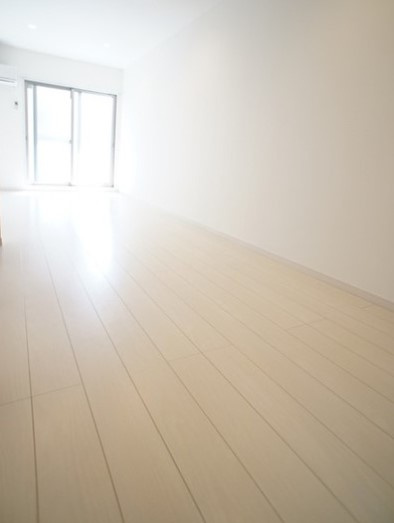 リブリ・すみれ草の内装