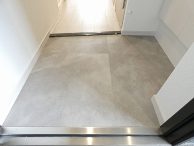 【玄関】 | ディアレイシャス名古屋中村公園