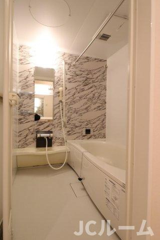 レジデンシィズ 東城 EASTの浴室