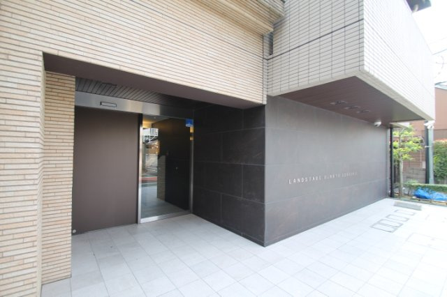 【エントランス】