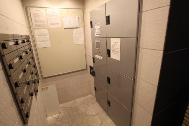 宅配ボックス、集合ポスト