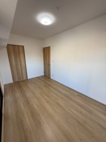 ハウベスト大橋の洋室