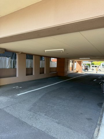 ハウベスト大橋の駐車場