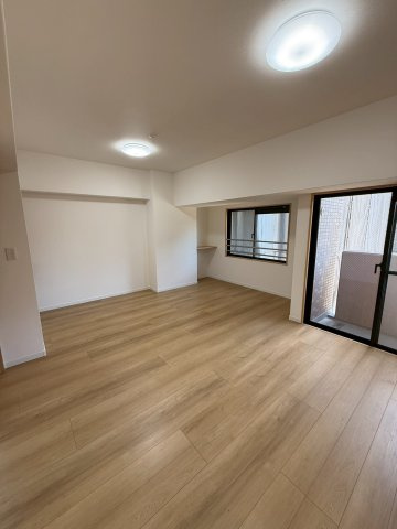 ハウベスト大橋の居間・リビング