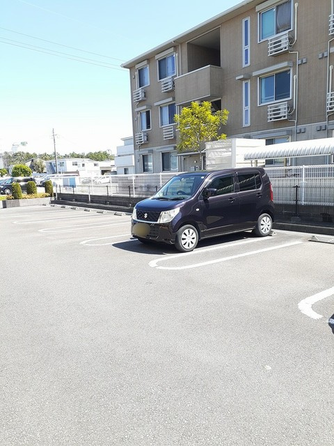 ハッピーメゾンⅤ　Ｂの駐車場|駐車場