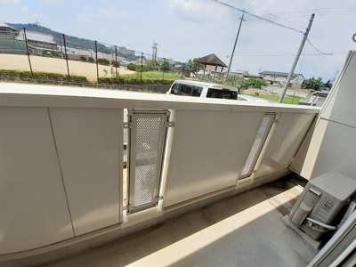 【バルコニー】 | ブリーズ | バルコニー付きです