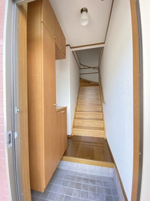 【玄関】 | メゾン・エトワール | 落ち着いた玄関です