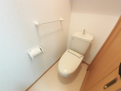 【トイレ】 | ソレイユ白浜南 | ゆったりとした空間のトイレです