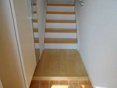 【玄関】 | タウンハウスＲ | 落ち着いた玄関です