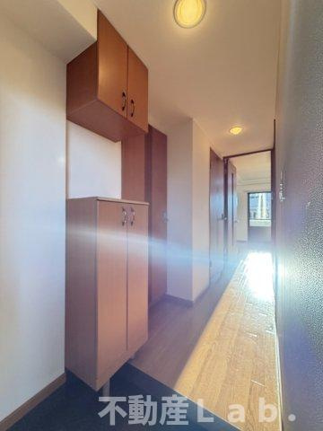 Ａｒｔ　Ｍａｉｓｏｎ松原の玄関