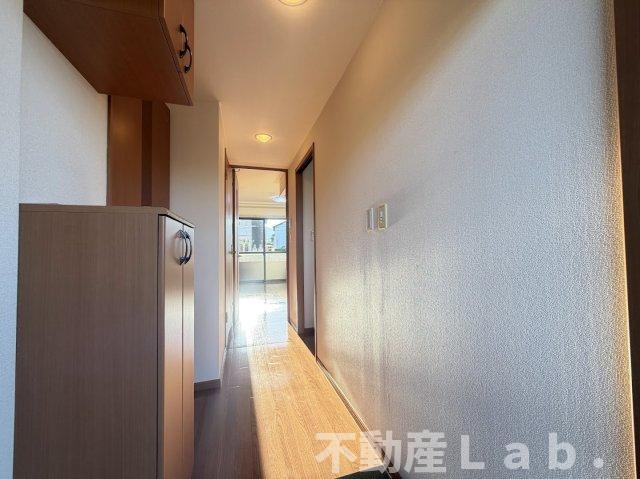 Ａｒｔ　Ｍａｉｓｏｎ松原の玄関