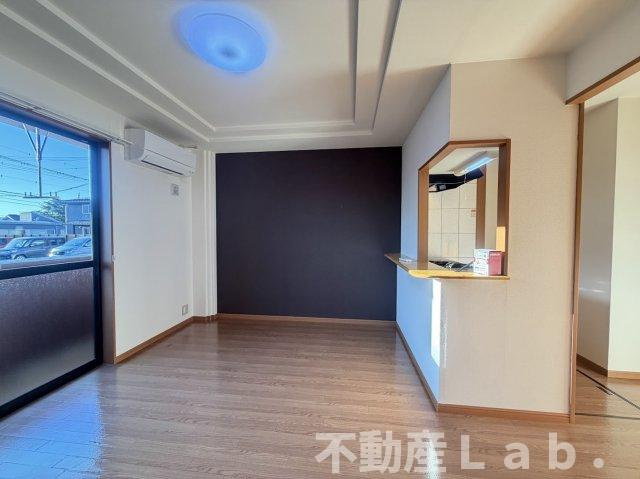 Ａｒｔ　Ｍａｉｓｏｎ松原の居間・リビング