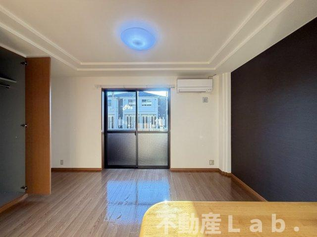 Ａｒｔ　Ｍａｉｓｏｎ松原の居間・リビング