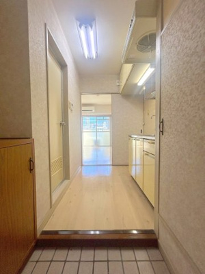 【玄関】 | 坪田ビル