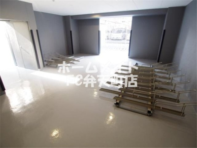 【その他共用部分】 | アール大阪グランデ | 自転車置き場です