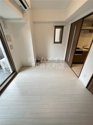 【居間・リビング】 | アール大阪グランデ | 使いやすいリビングです