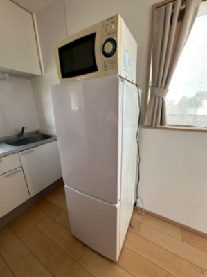 【設備】 | NHハウス | 冷蔵庫と電子レンジはサービス品です