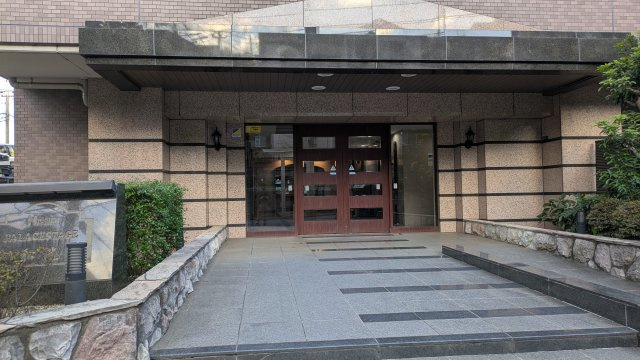 日神パレステージ和光のエントランス