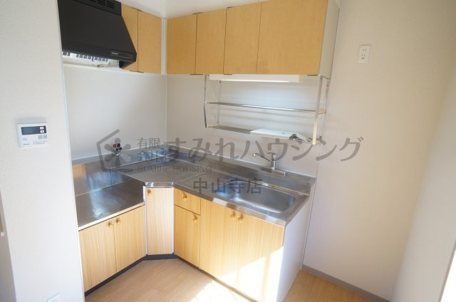 フローラル宝塚の寝室|参考、同建物・同間取りの号室