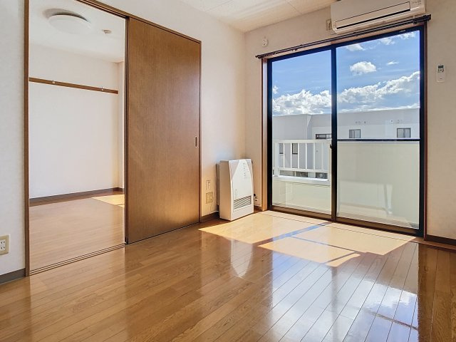 ピュアタウンAの居間・リビング