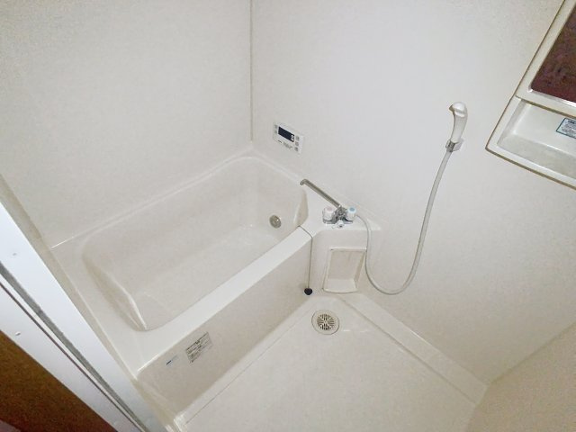 ピュアタウンAの浴室