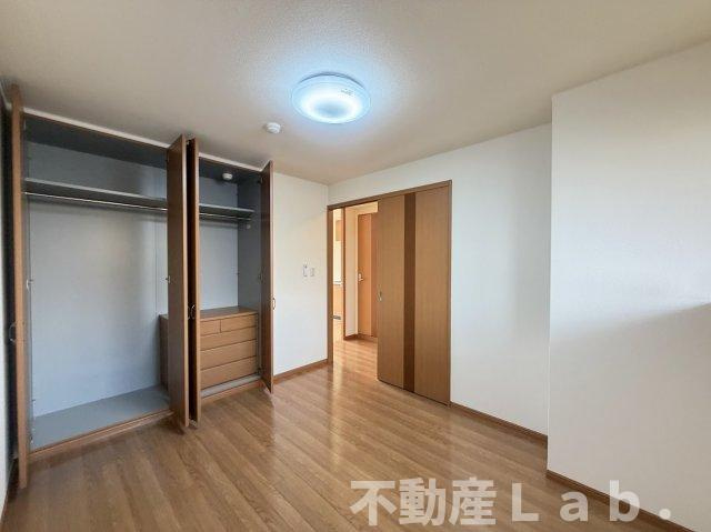 ハイツルーエンの収納