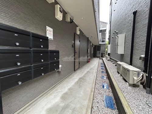 【エントランス】ベルグランデ吉野町