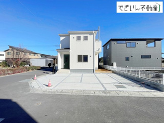 【前面道路含む現地写真】 | ≪2号棟≫
現地(2025年12月撮影)