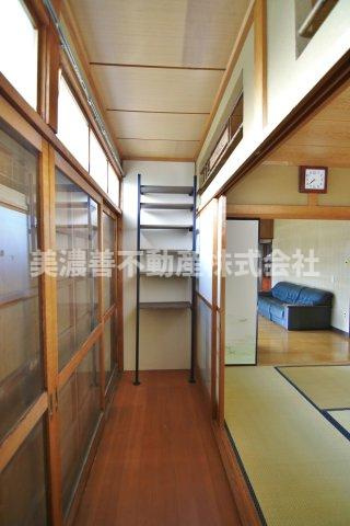 ６５６０１　岐阜市御望中古戸建の内装