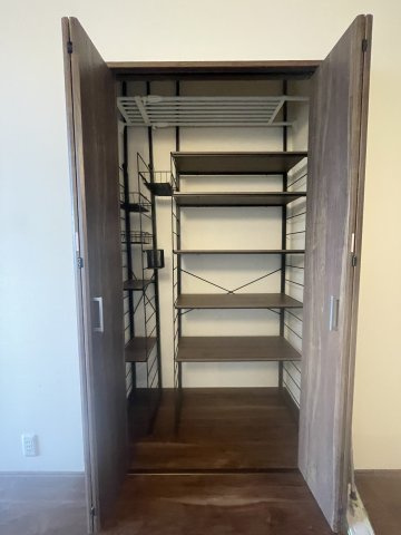 【収納】 | パークナードライカムシティ | 収納内の棚は残置物