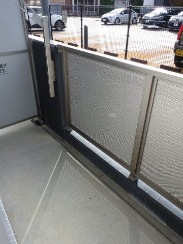 レジデンスノーブルの居間・リビング