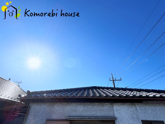 桶川市坂田西　１期　新築一戸建て　クラフトピット　01の展望|周囲に建物はありますが、採光を遮ることが少なく、自然光がたっぷり入る心地よいバルコニーです。