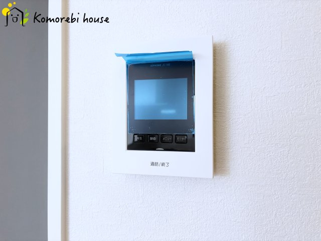 桶川市坂田西　１期　新築一戸建て　クラフトピット　01の設備|来客時も画面で確認できる安心のTVモニターフォン。お子様のお留守番や宅配対応など、忙しい毎日をしっかりサポートします。