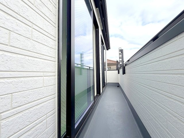 昭島市福島町3丁目　新築戸建　全3棟のバルコニー